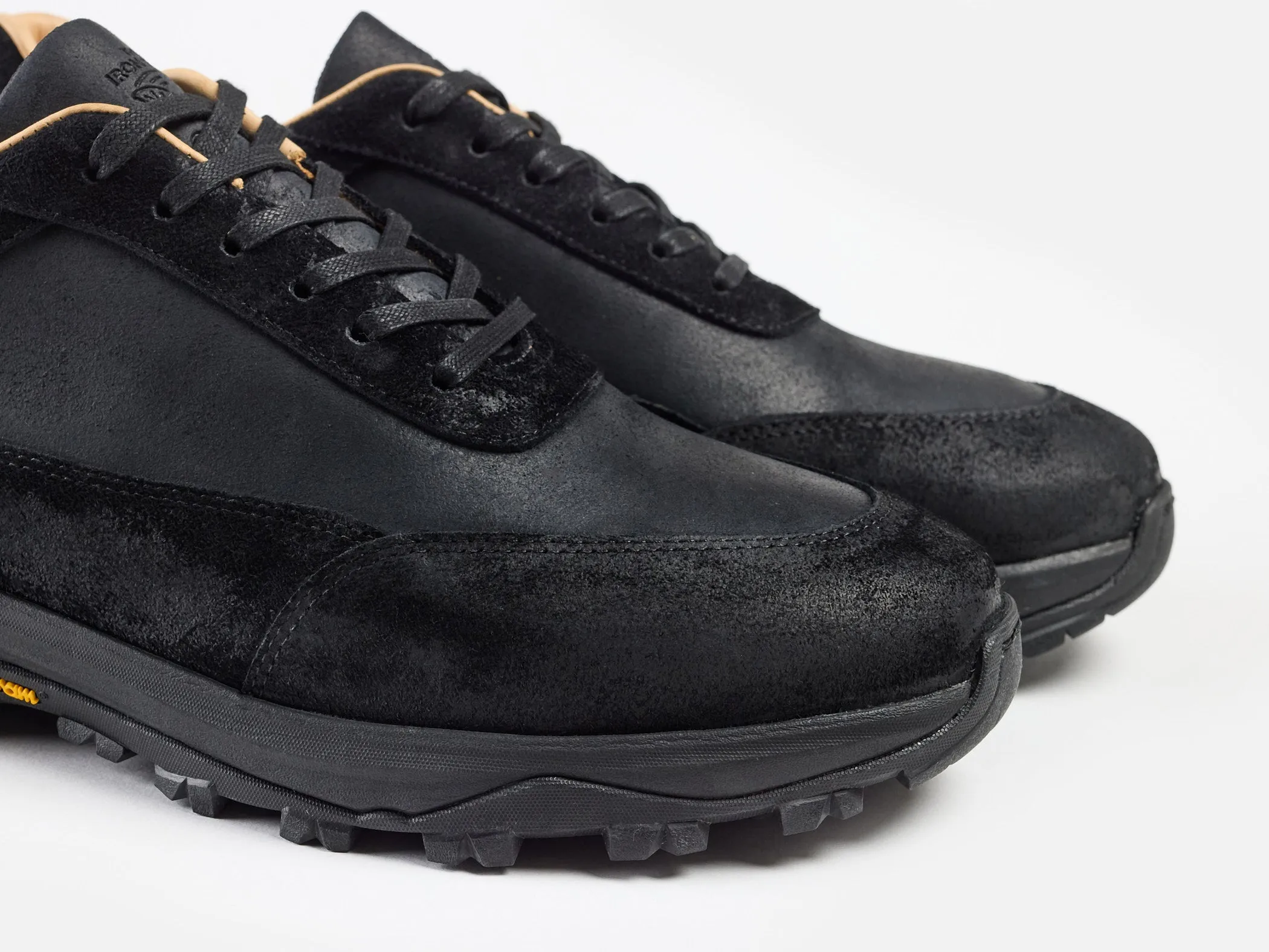 Samara Vibram Sneaker - Waxy Commander Black (pre-order)