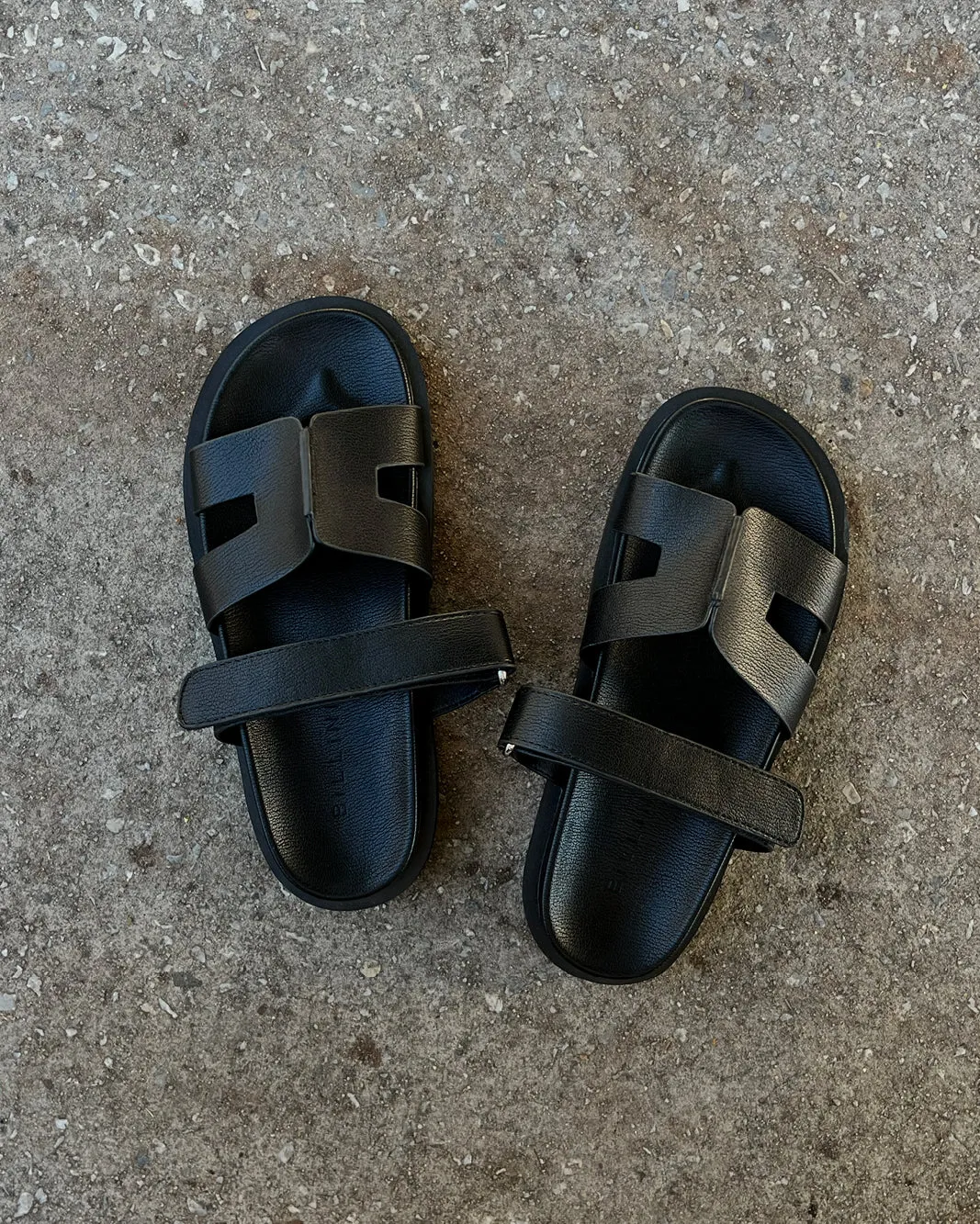 Theon Slide